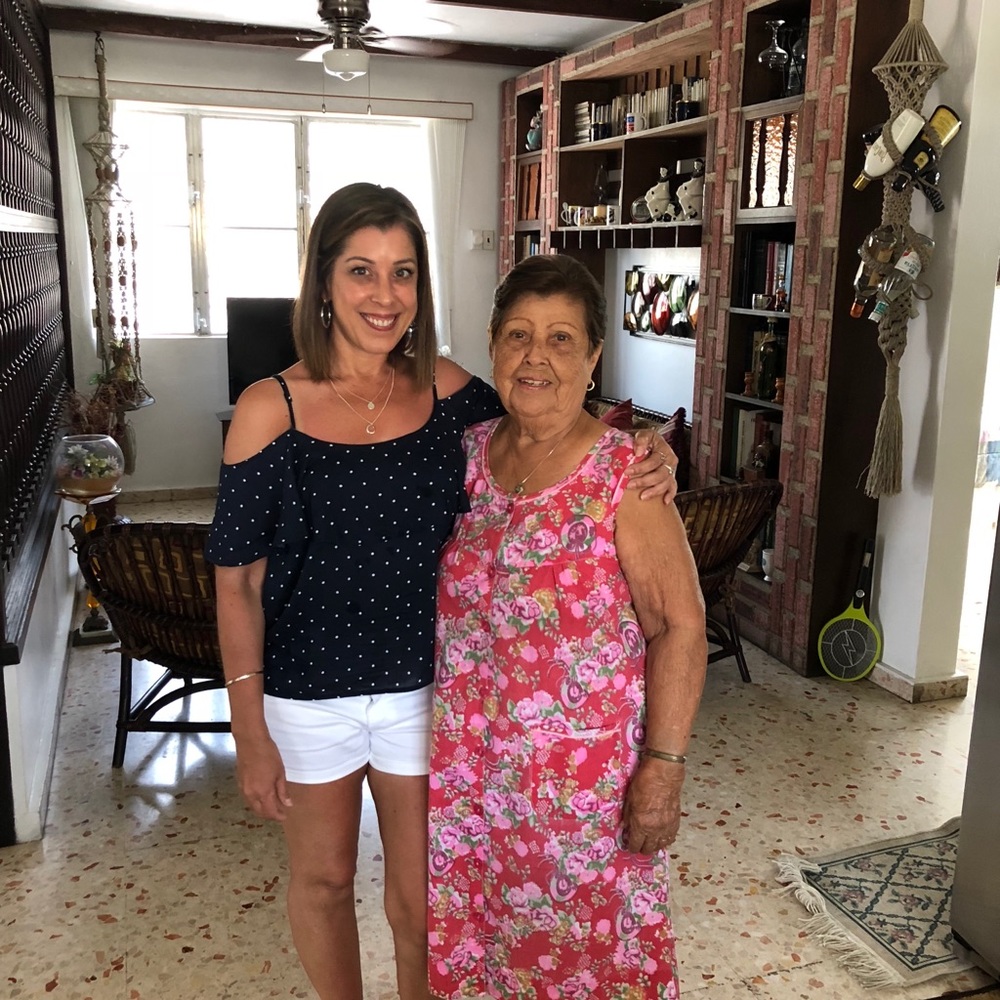 Meet your Posher, Jennifer